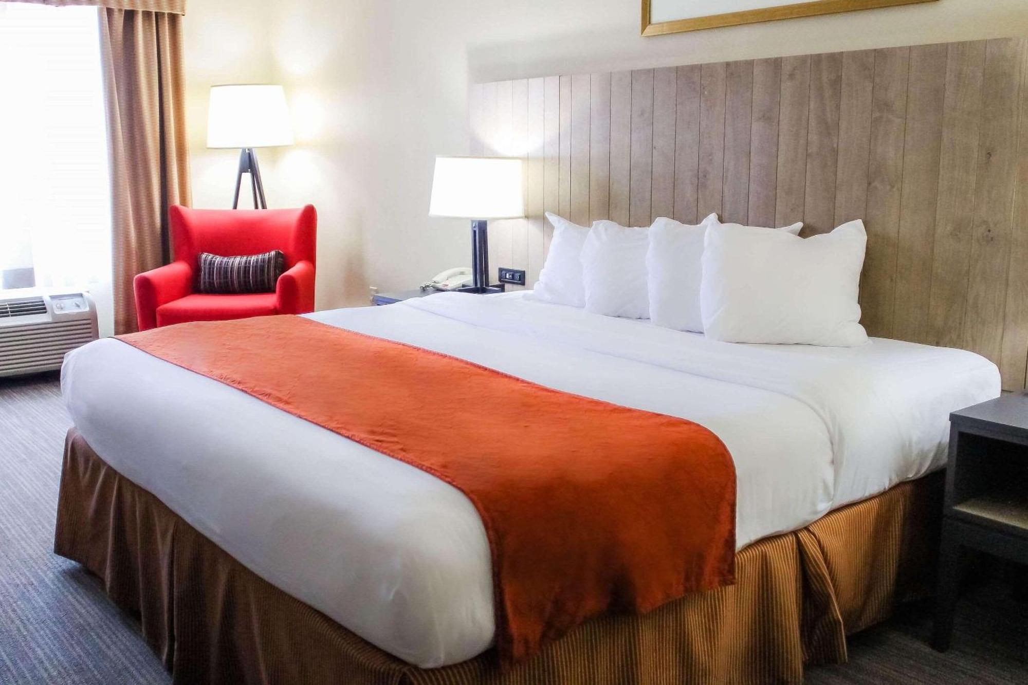 Country Inn & Suites By Radisson, Chester, Va מראה חיצוני תמונה